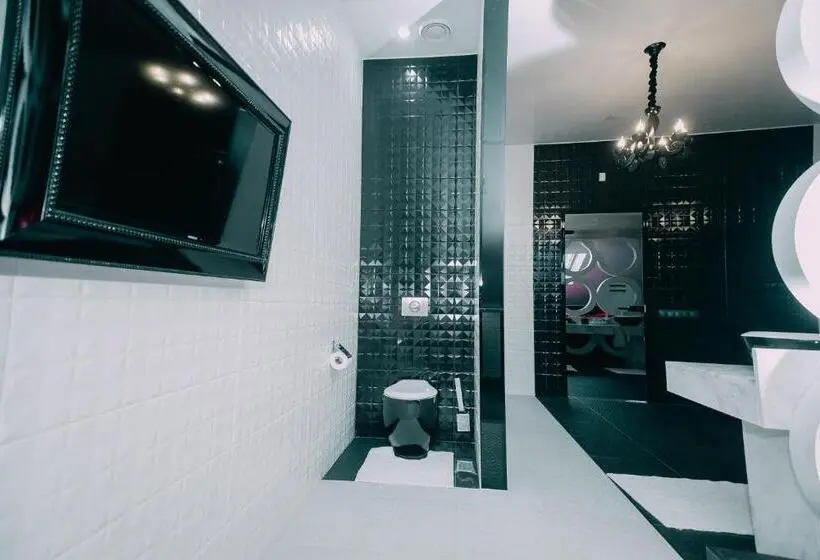 Suite Presidencial, Complex Dacha
