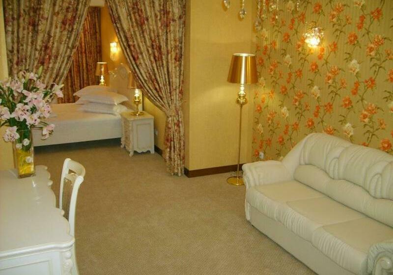 سوئیت راحتی, Complex Gayki