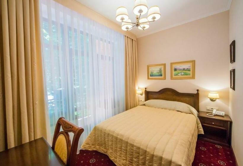 اتاق سوپریور یک تخته, Fenix