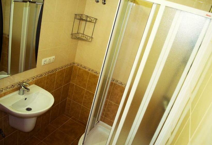 سوییت, Filvarki Centre