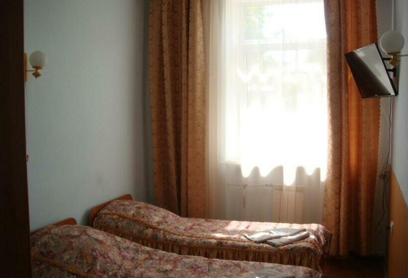 اتاق استاندارد, Filvarki Centre