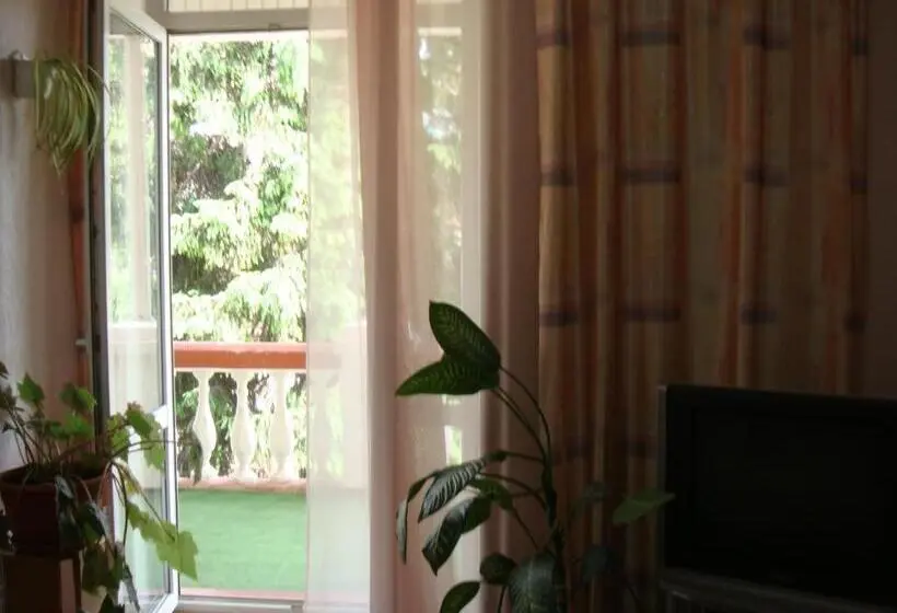 Suite amb Terrassa, Filvarki Centre