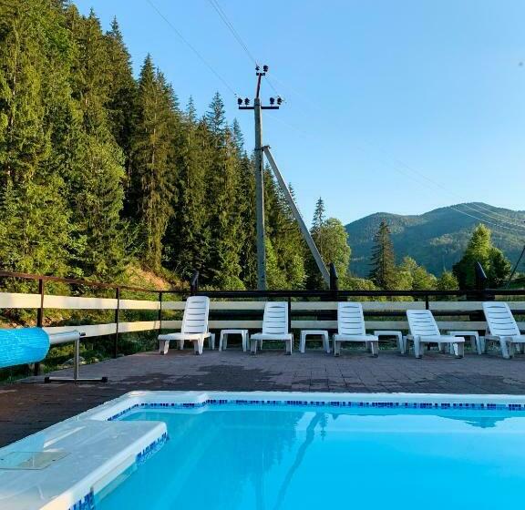 اتاق استاندارد, Forest House