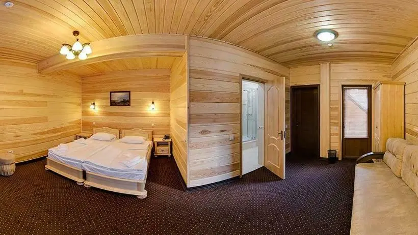Juniorsviitti, Forest House