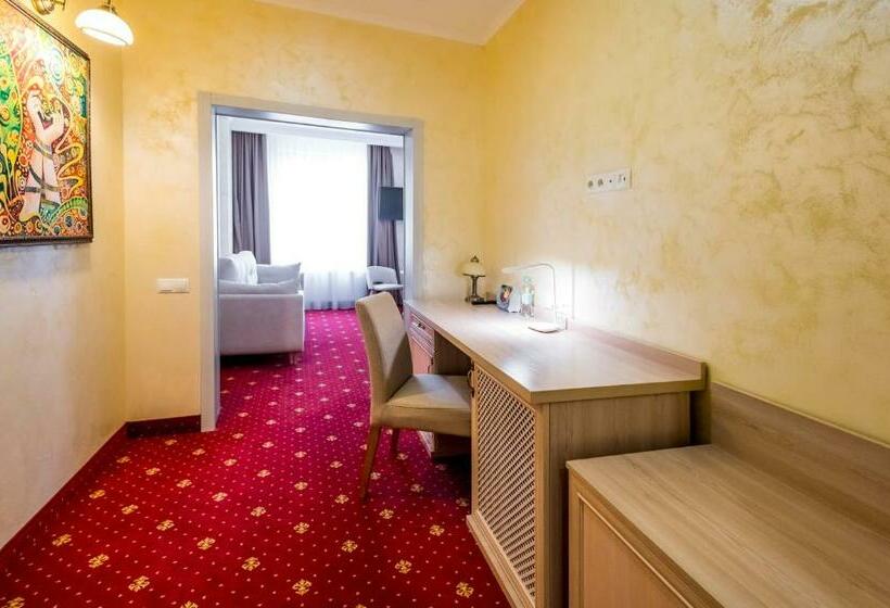 اتاق سوپریور, France