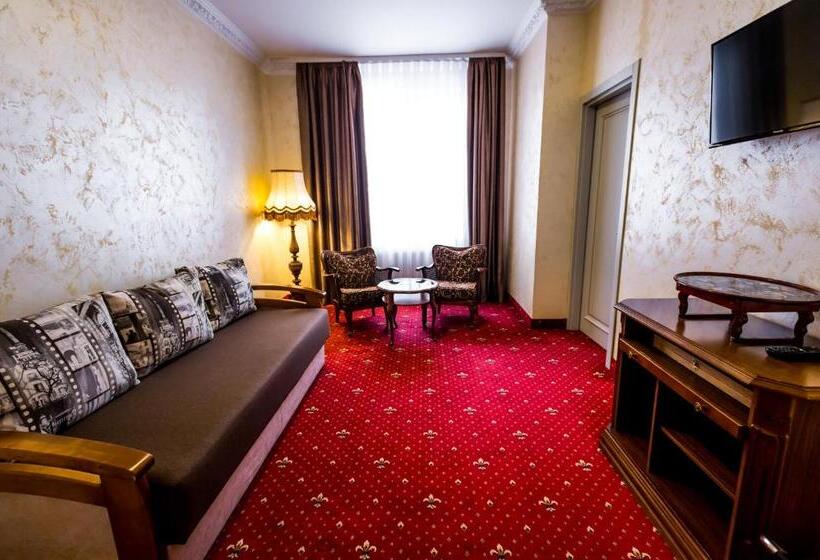 اتاق لوکس, France