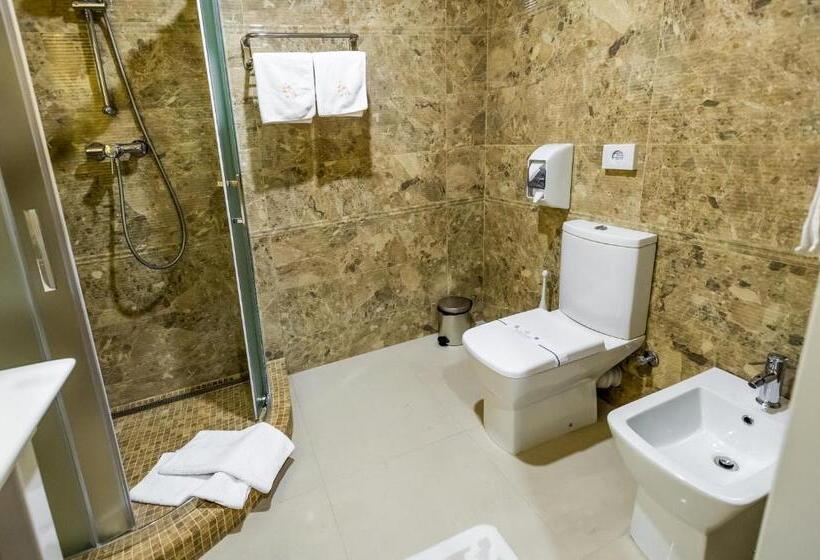 سوییت خانوادگی, France