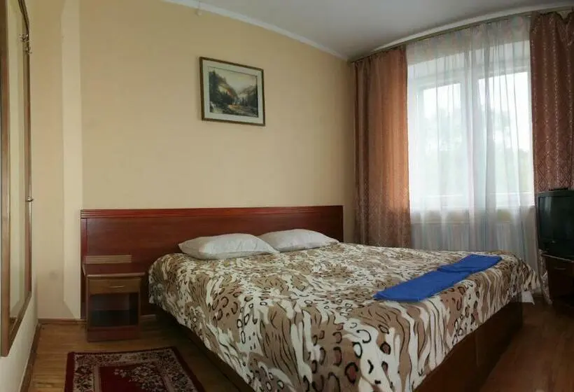 اتاق خانوادگی, Morozko