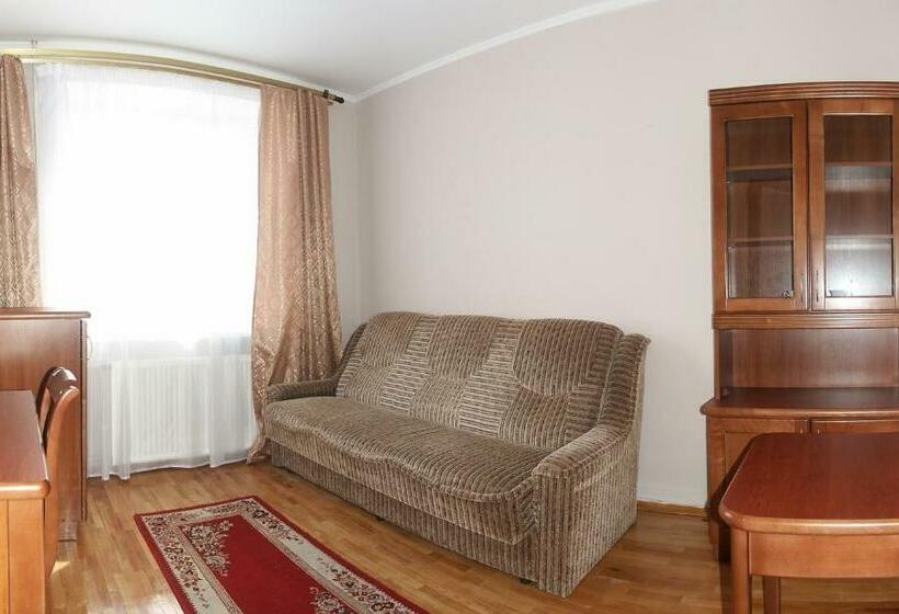 Habitación Familiar, Morozko