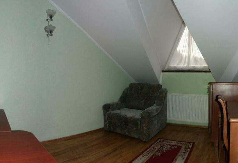 Habitación Estándar, Morozko