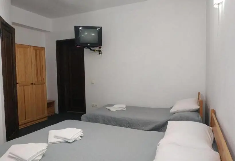 Habitació Triple Economy, Na Gorbi