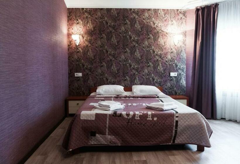 اتاق استاندارد, Noy