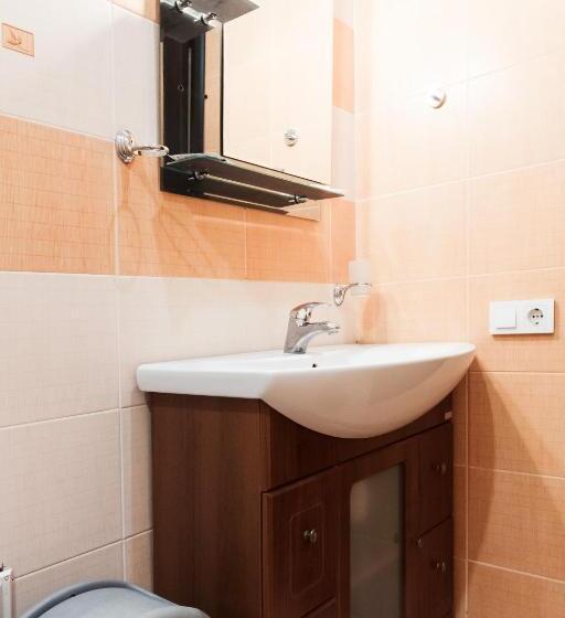 اتاق استاندارد, Noy