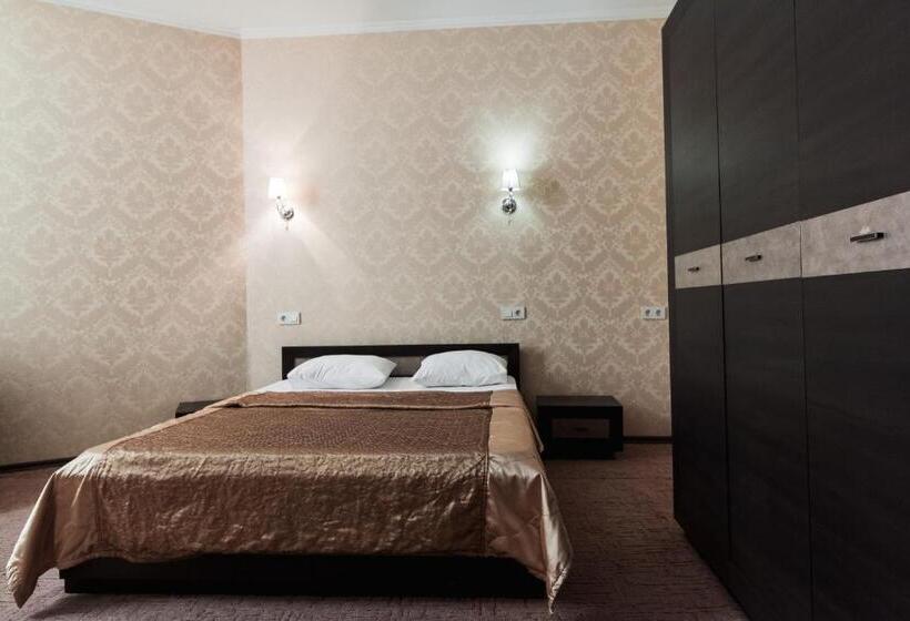 اتاق استاندارد, Noy