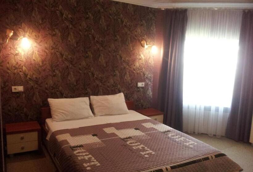 اتاق استاندارد, Noy