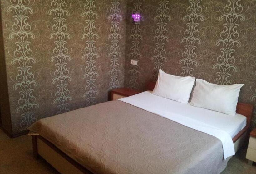 اتاق استاندارد, Noy