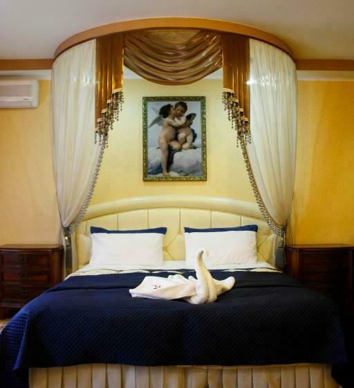 جناح, Rayske Yabloko