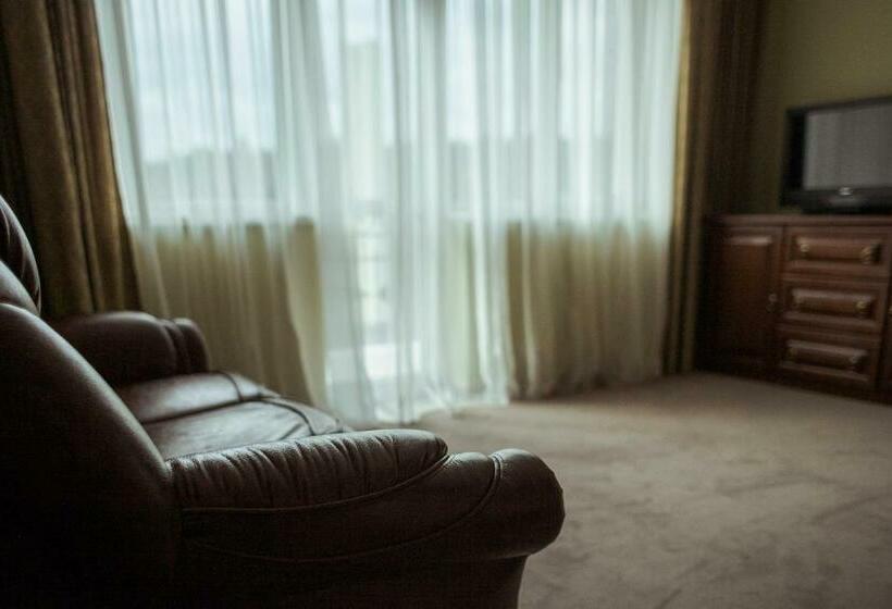 غرفة كومفورت, Warszawa