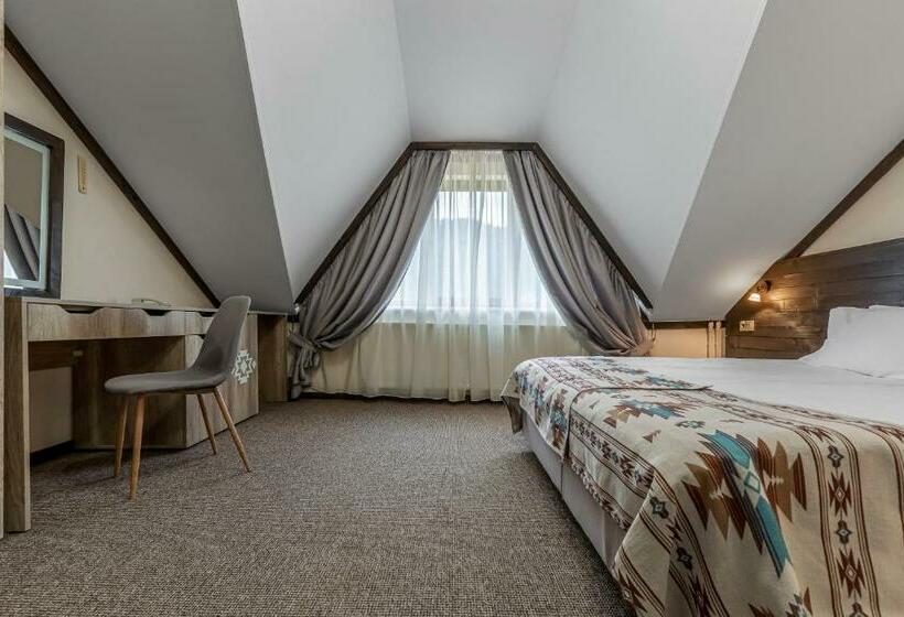 سوییت جونیور, Zahar Berkut