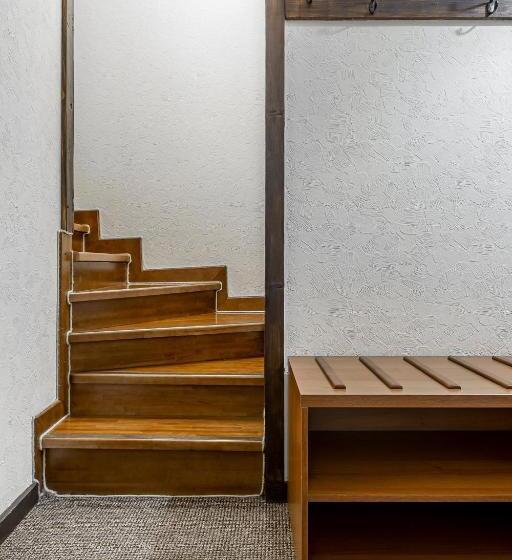 סוויטה, Zahar Berkut