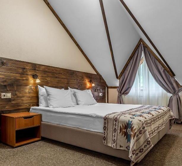 اتاق لوکس, Zahar Berkut