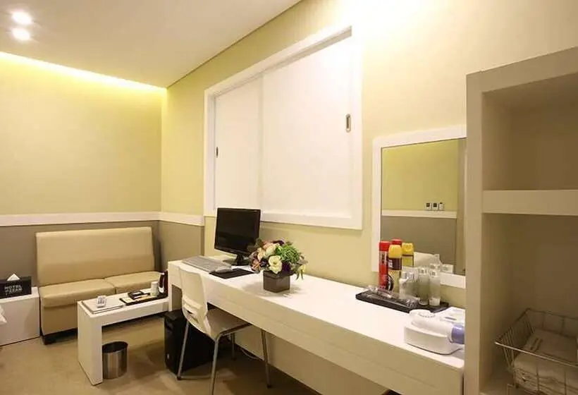 Chambre Deluxe, Honors