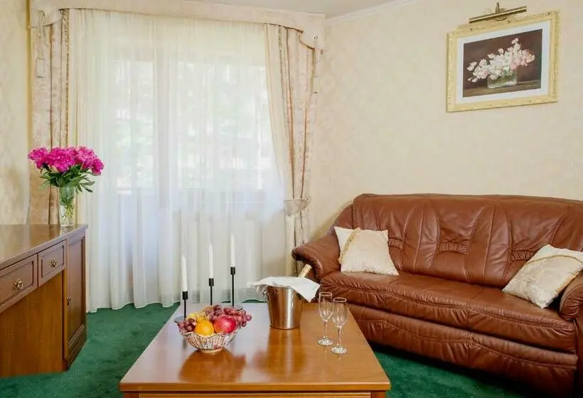 スイート, Zolota Gora Hotel Rancho