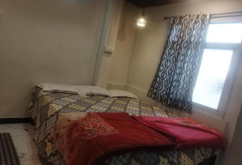 Standard Quadruple Room, New G P Guest House