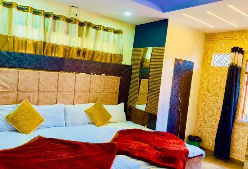 Standard Quadruple Room, New G P Guest House