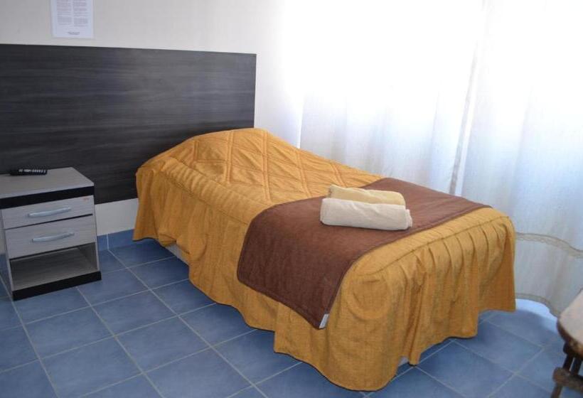 اتاق استاندارد یک تخته با سرویس بهداشتی مشترک, Le Ciel D'uyuni