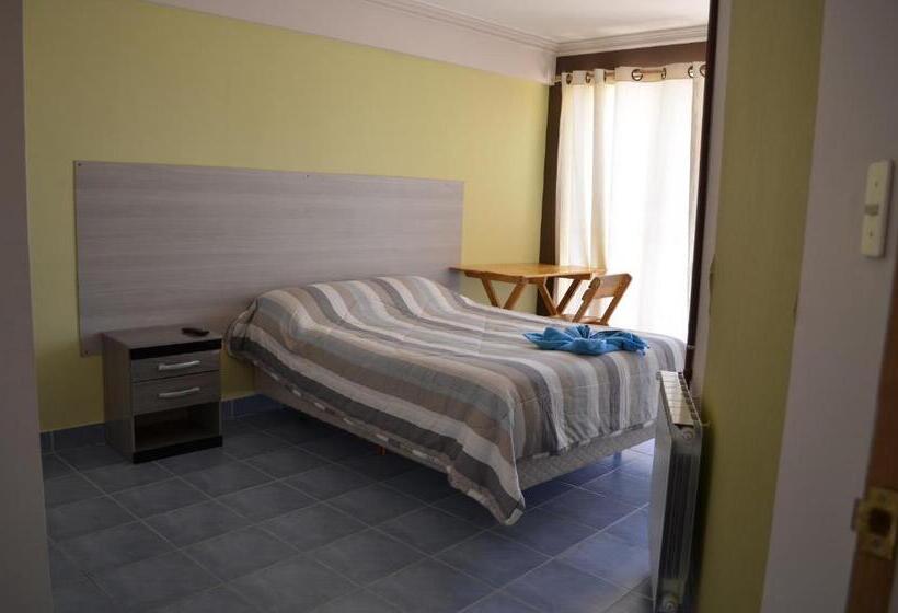 اتاق استاندارد یک تخته با سرویس بهداشتی مشترک, Le Ciel D'uyuni