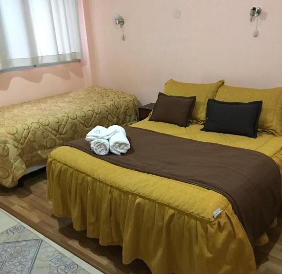 اتاق استاندارد سه نفره, Le Ciel D'uyuni