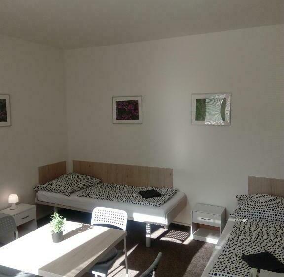 اتاق استاندارد سه نفره, Minipenzion Na Vyhlídce