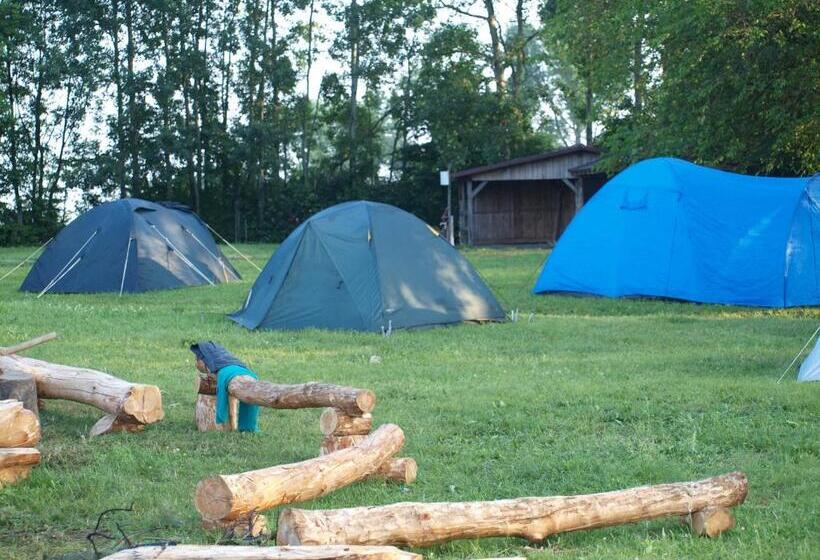 Standard Plot, Minipenzion Na Vyhlídce