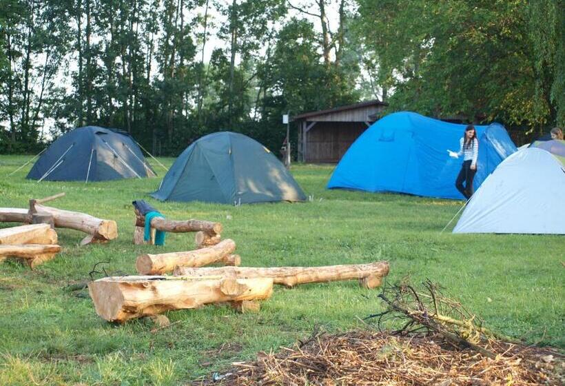 Standard Plot, Minipenzion Na Vyhlídce