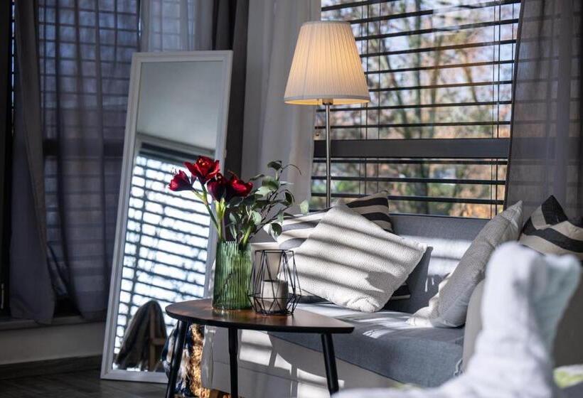 套房, Atelier Lanna