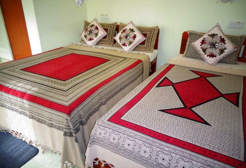 Quarto Triplo Basic, Brilliant View Home Stay