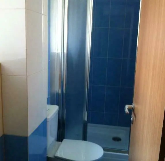 اتاق استاندارد, Previt Janek