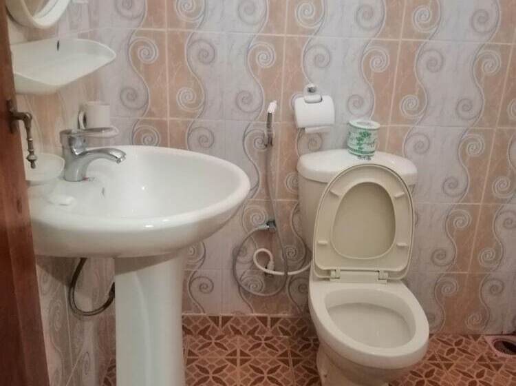 베이직 3인 룸, Sun Top Inn