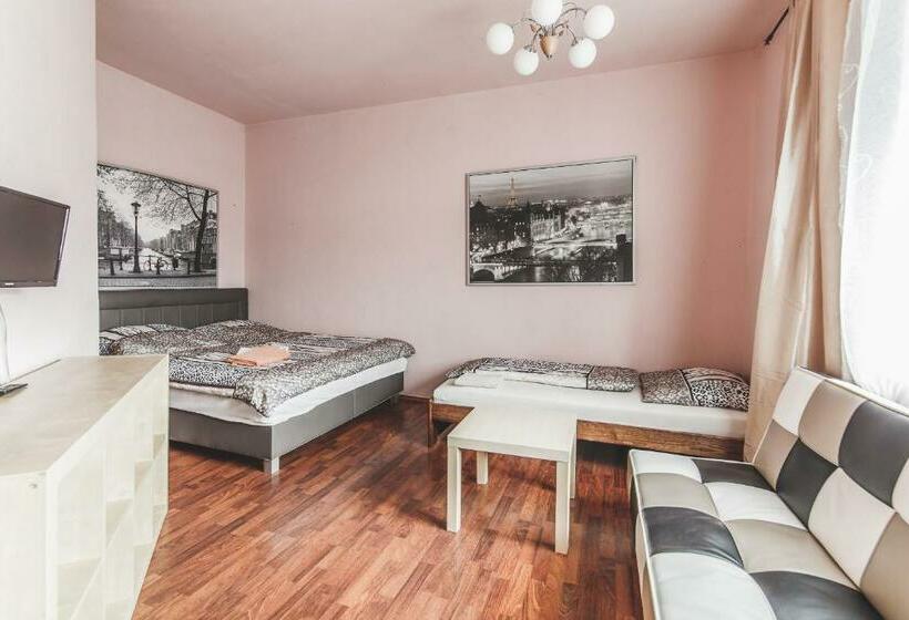 Junior Suite, Hostel U Arény