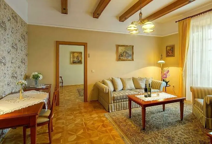 Executive-sviitti, Akademie A Depandance Vila Jarmila