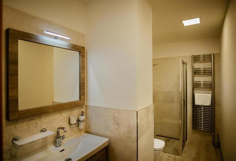 高级家庭房间, Akademie A Depandance Vila Jarmila