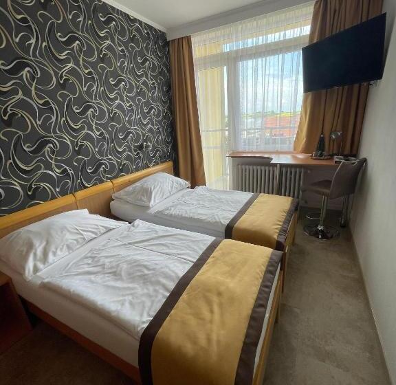 标准间, Akademie A Depandance Vila Jarmila