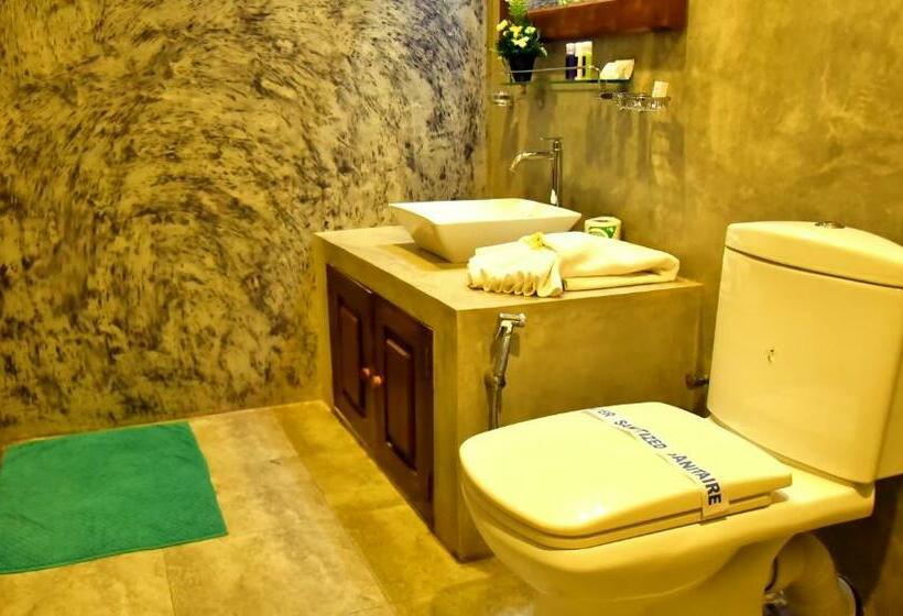 חדר דלוקס, Athgira