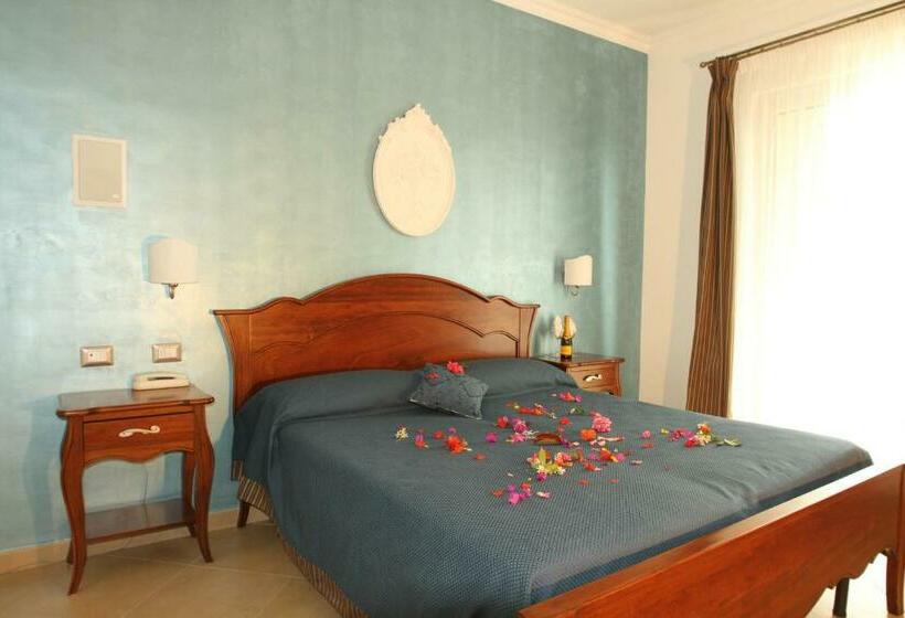 اتاق استاندارد با بالکن, Boutique Il Castellino Relais