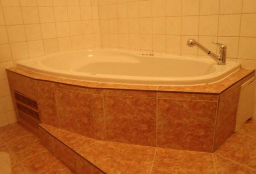 غرفة قياسية, Green House