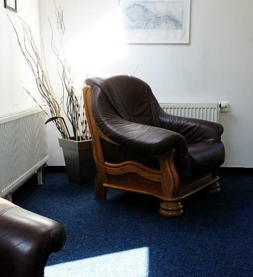 スタンダード４人部屋, širák