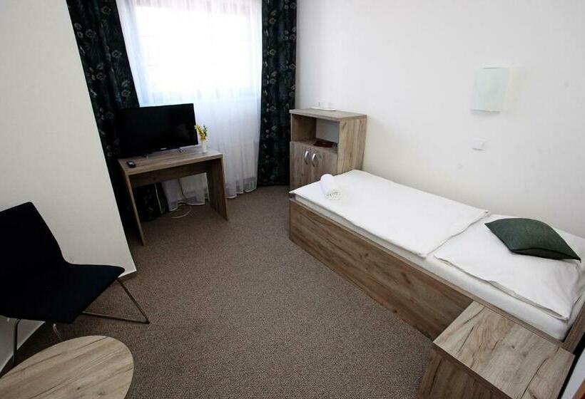 スタンダードシングルルーム, širák