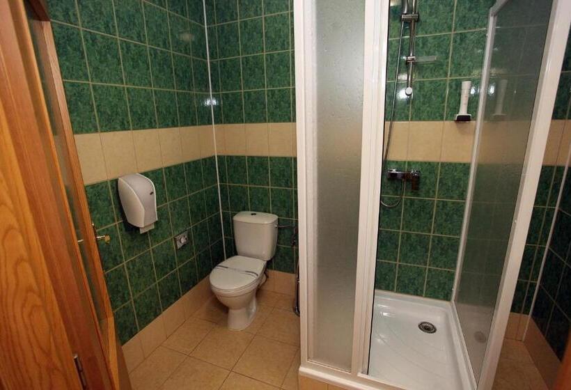 スタンダードルーム, širák