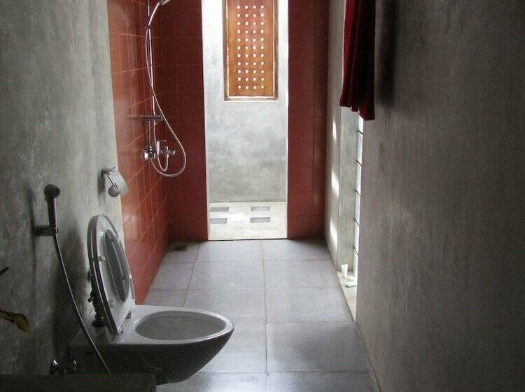 اتاق پریمیوم سه تخته, Isana Beach House